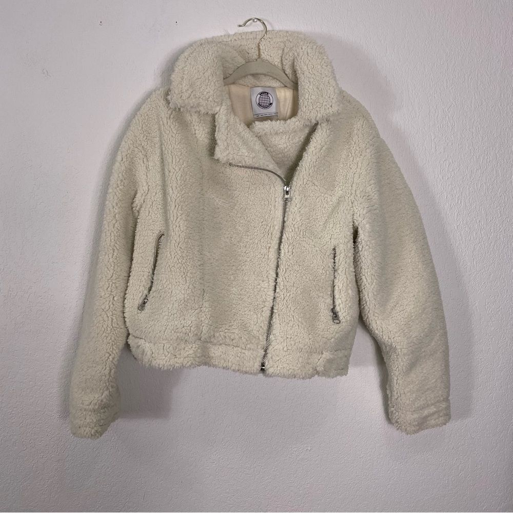 Urban Outfitters White Fleece Fuzzy Asymmetrical Zip‎ Up Moto Jacket Medium